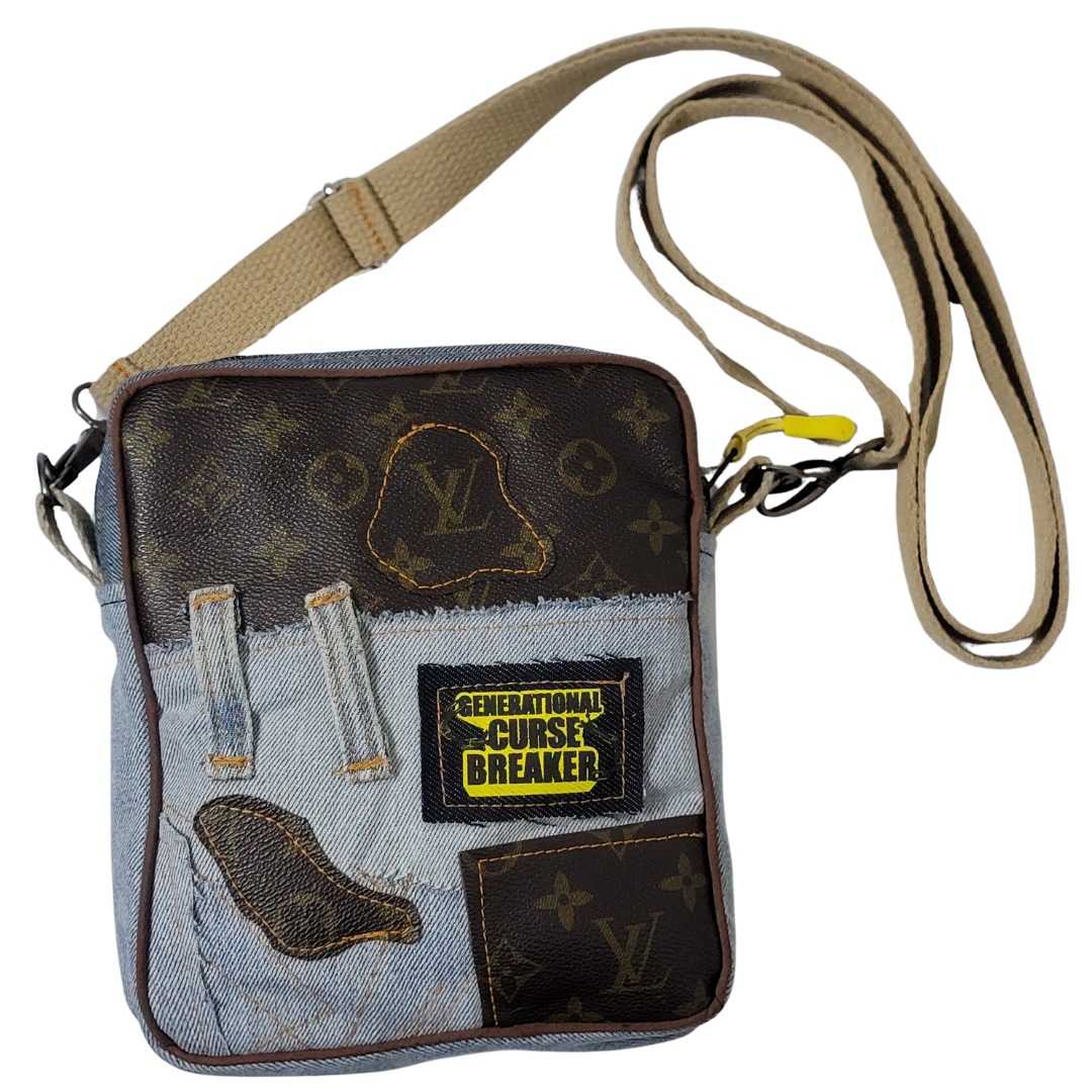 GCB Upcycled Messenger