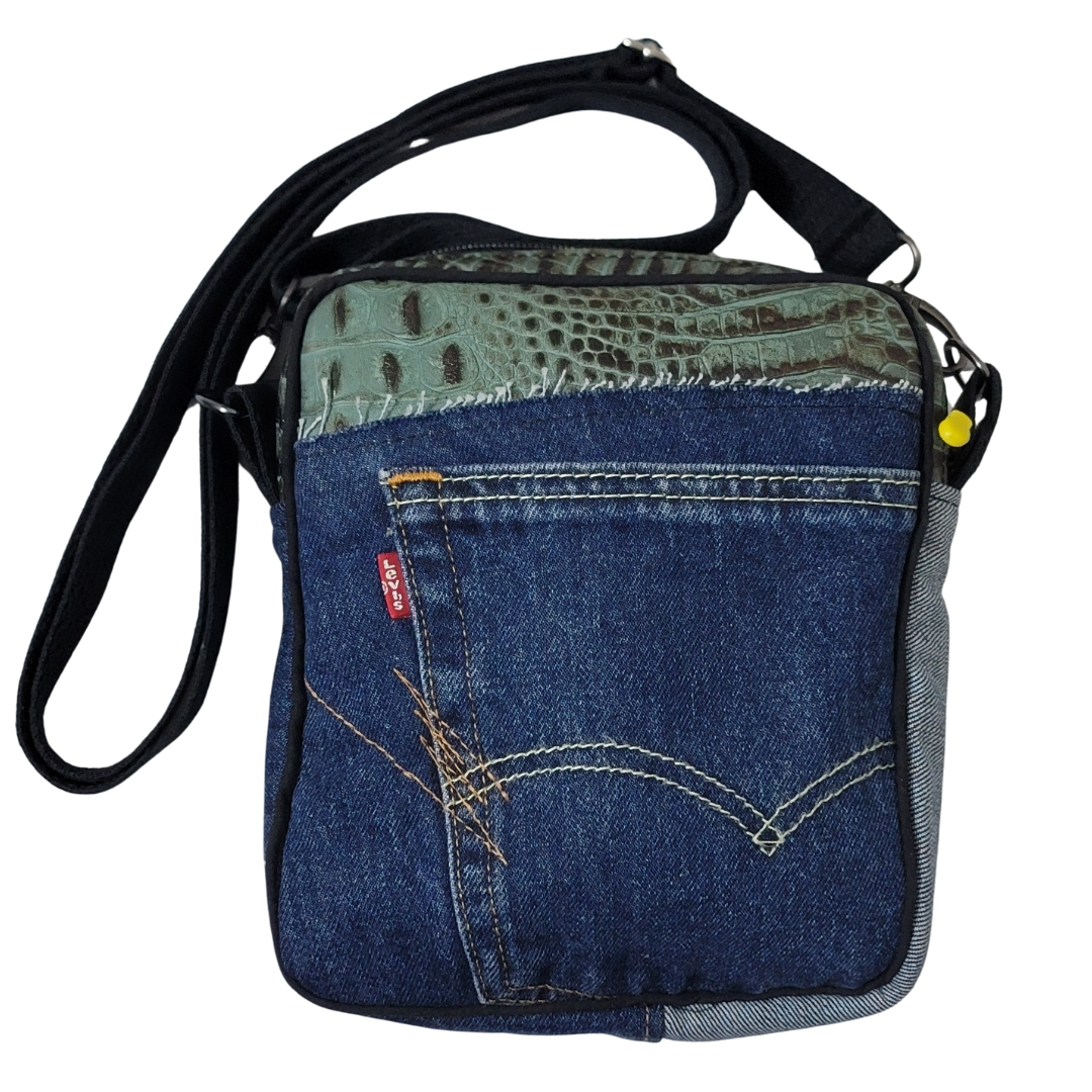 GCB Upcycled Messenger